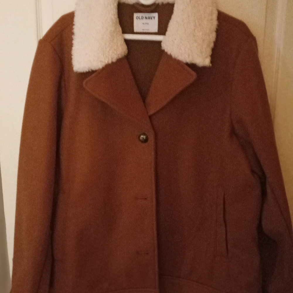 Old Navy Women's Tan Teddy Jacket with Cream Collar
